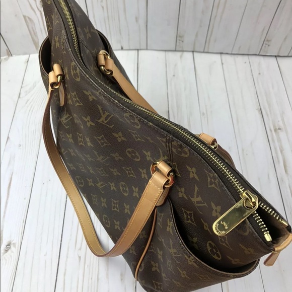 💎✨DISCONTINUED✨💎 TOTALLY MM LOUIS VUITTON - Picture 7 of 15